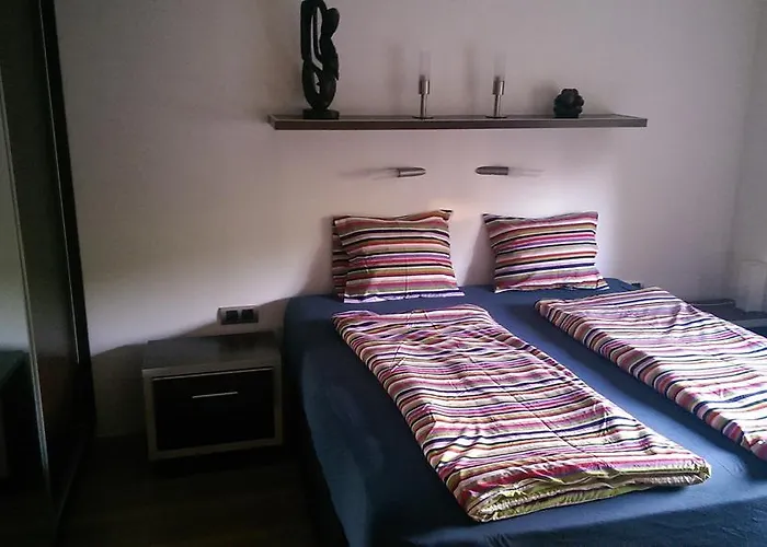 Klara * שיופוק